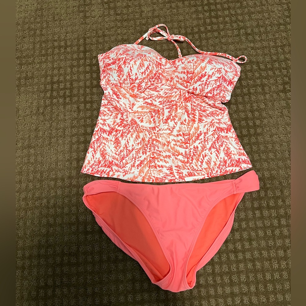 Old Navy Swimsuit set